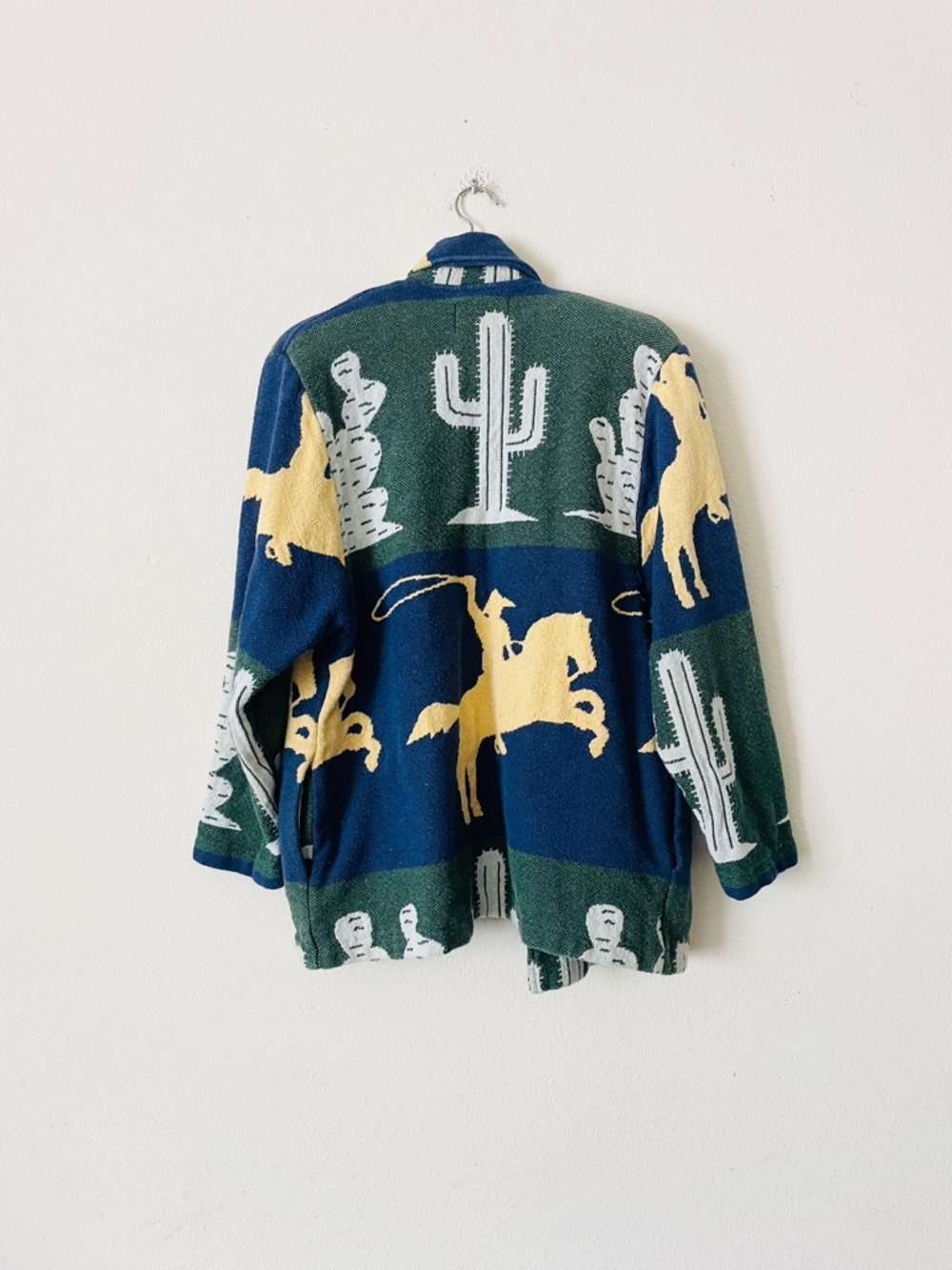 Vintage Silverado MEDIUM tapestry western thick knit cardigan - Picture 2 of 11